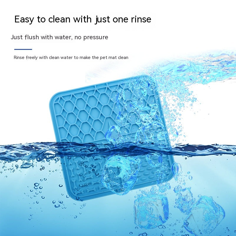 Blue 20 cm pet lick mat shown in a water-rinsing illustration